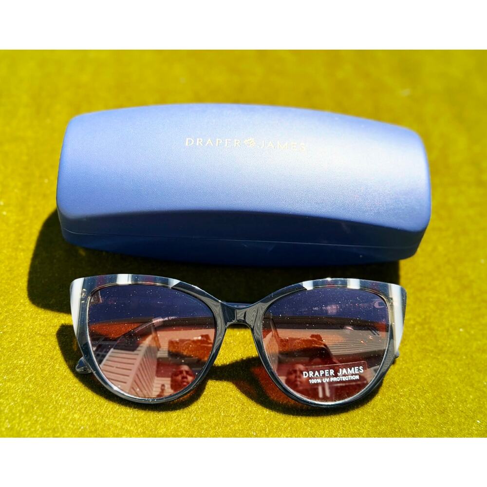 😎 NEW Draper James Striped Cat Eye Sunglasses w/ Case